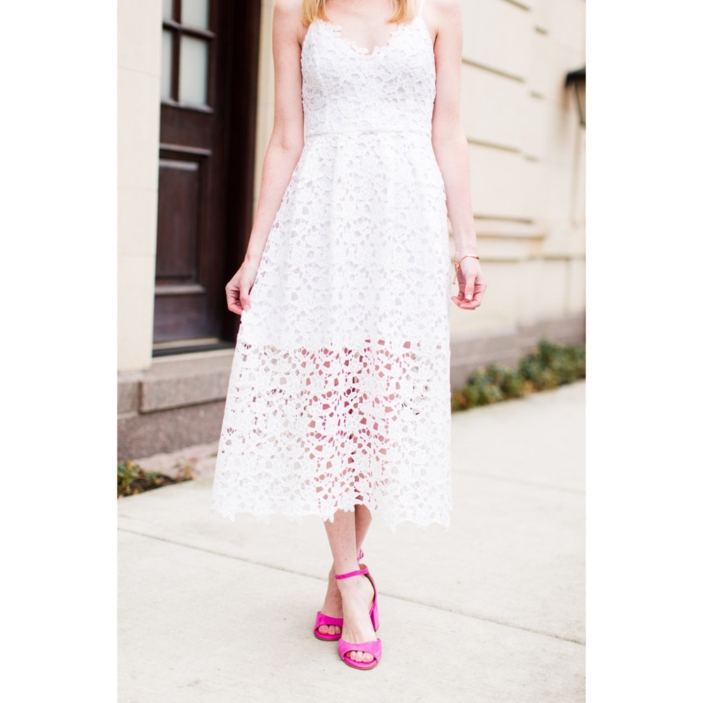 ASTR The Label White Lace Midi Dress